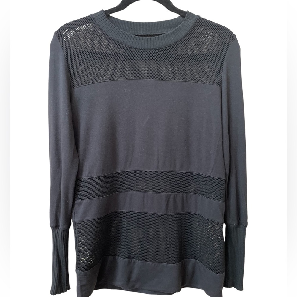 Alo yoga black striped mesh Plank long sleeve top